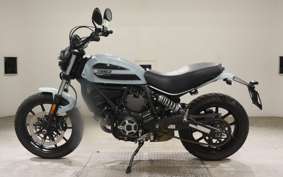 DUCATI SCRAMBLER SIXTY2 2022