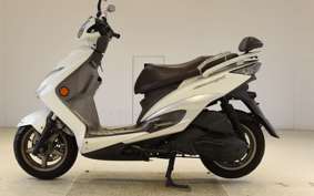 YAMAHA CYGNUS 125 X 2 2003 SE44J
