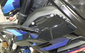 BMW M1000R 2023