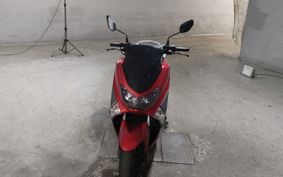 YAMAHA N-MAX 155 SG50J