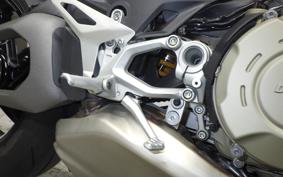 DUCATI STREETFIGHTER V4 S 2025