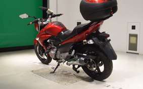 SUZUKI GSR250 2026