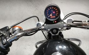HARLEY XL883L 2013 CR2