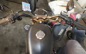 HARLEY XL883N