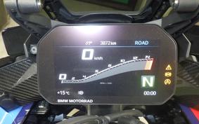 BMW M1000XR M Package 2025
