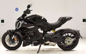 DUCATI ディアベル V4 2023
