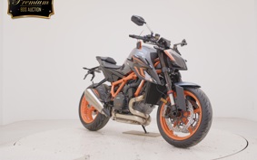 KTM 1290 SUPER DUKE R