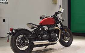 TRIUMPH BONNEVILLE BOBBER 2022