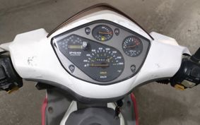 PGO G-MAX200 ..