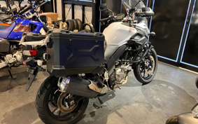 SUZUKI DL650 ( V-Strom 650 ) 2018 C733A