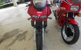 YAMAHA FZ400 1997 4YR