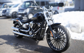 HARLEY FXBR 2026 YE9