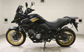 SUZUKI Vｽﾄﾛｰﾑ650XTA 2021 C733A