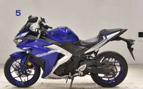 YAMAHA YZF-R25 2011 RG10J
