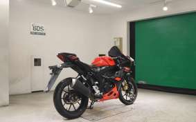 SUZUKI GSX-R125 DL33B