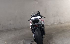 HONDA CBR1000RR R 2022 SC82