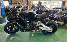 YAMAHA YZF-R1 M 2020 RN65J