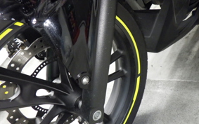 HONDA NM4 VULTUS -02 2014 RC82