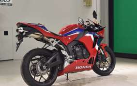 HONDA CBR600RR 2021 PC40