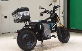BMW CE-02