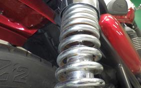 TRIUMPH BONNEVILLE T100 2013