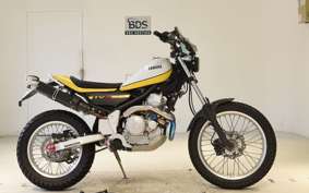YAMAHA TRICKER DG16J