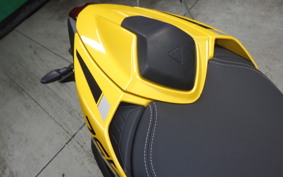 TRIUMPH STREET TRIPLE RS 2024