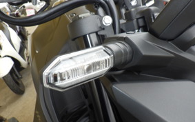 HONDA CB750 HORNET 2025 RH24