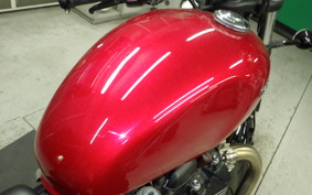 TRIUMPH BONNEVILLE BOBBER 2022