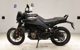 HUSQVARNA SVARTPILEN 401 2024