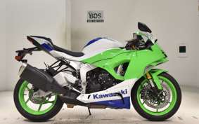KAWASAKI NINJA ZX-6R A 2024 ZX636J