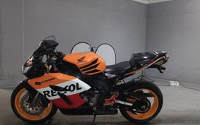 HONDA CBR1000RR 2004 SC57