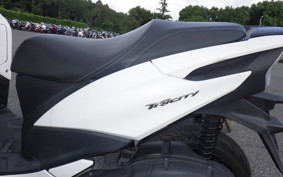 YAMAHA TRICITY 125 2015 SEC1J