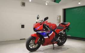 HONDA CBR600RR 2025 PC40