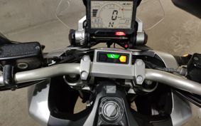 HONDA X-ADV 750 2017 RC95