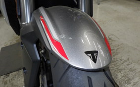 TRIUMPH STREET TRIPLE RS 2021