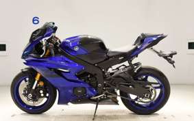 YAMAHA YZF-R6 2018