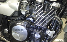 YAMAHA XJR1200 1997 4KG