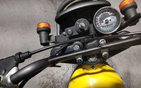 SUZUKI STREET MAGIC CF12A