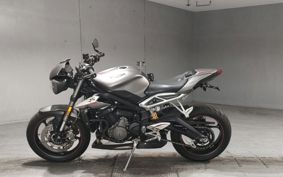 TRIUMPH STREET TRIPLE RS HDA464