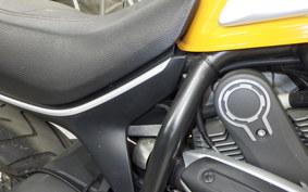DUCATI SCRAMBLER CLASSIC 2015
