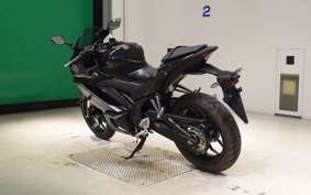 YAMAHA YZF-R25 A 2002 RG74J