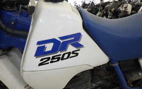 SUZUKI DR250 S SJ44A