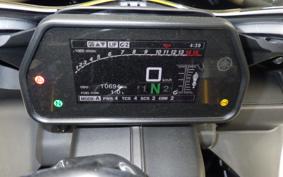 YAMAHA YZF-R1 2022