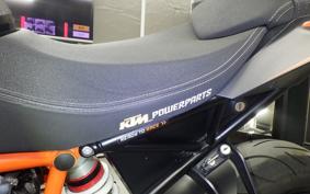 KTM 1290 SUPER DUKE R 2015