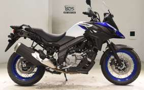 SUZUKI Vｽﾄﾛｰﾑ650XT 2025 C733M