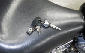 YAMAHA DRAGSTAR 400 CLASSIC 2004 VH01J