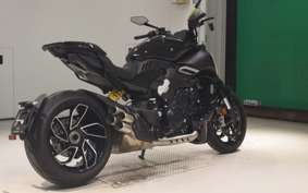 DUCATI ディアベル V4 2023