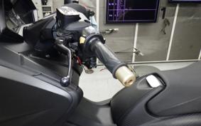 YAMAHA T-MAX 530 A 2014 SJ12J