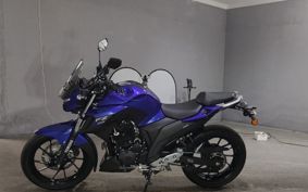 YAMAHA FZ25 RG69